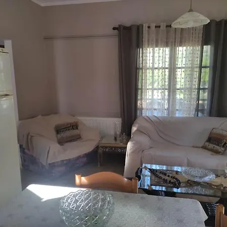 Anastasia's House Okhthonia